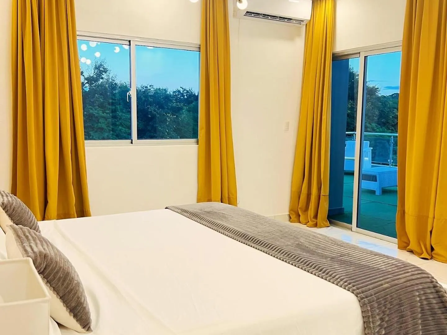 5 Star Villa Minutes From Airport And Beaches Sosua